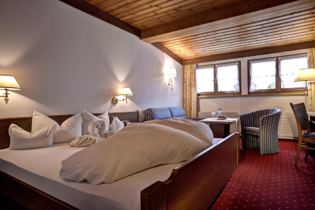 Hotel Gemma- Adults Only Hirschegg  Zimmer foto